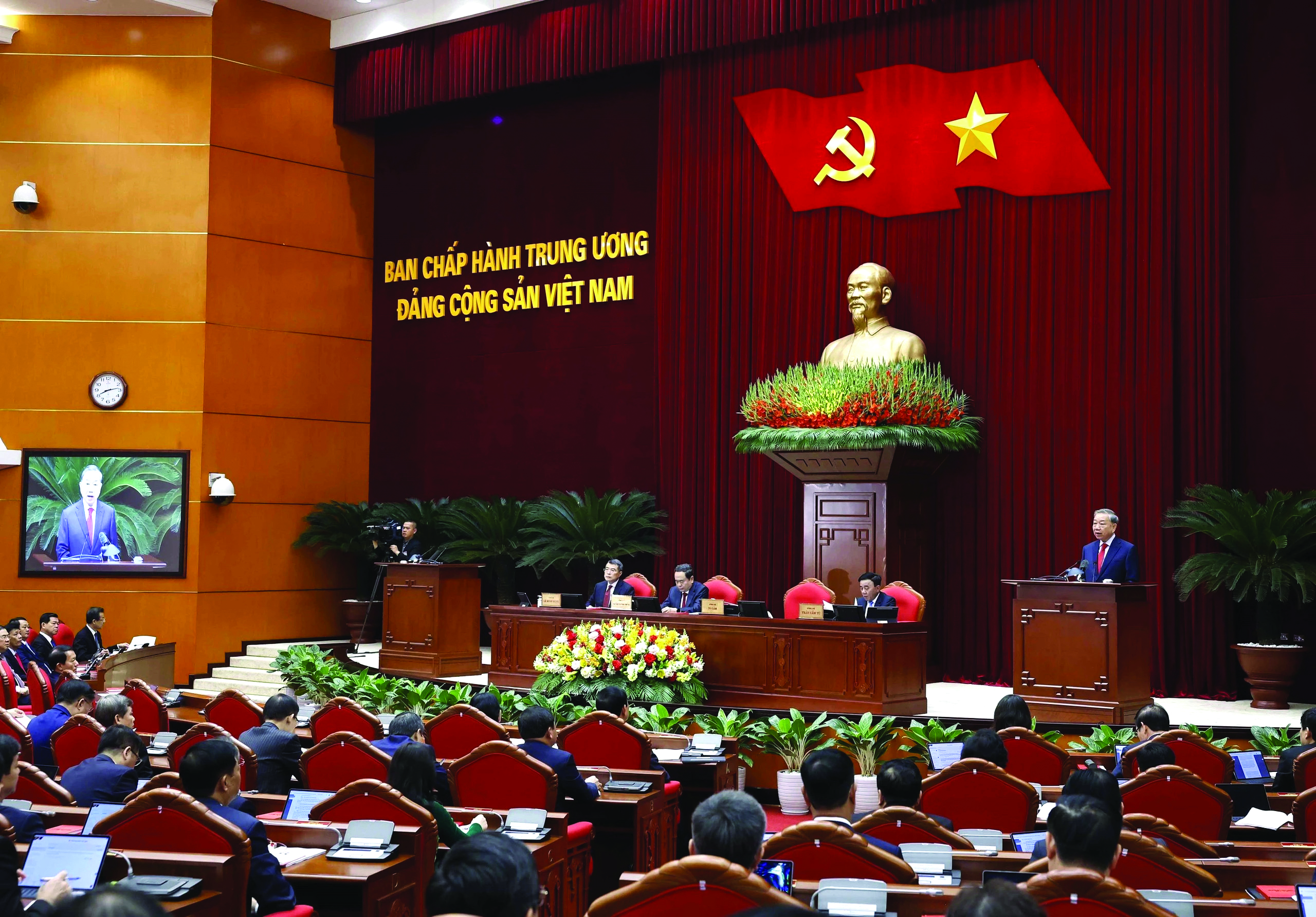 Công tác chính trị, tư tưởng trước yêu cầu đi trước mở đường, chủ động dẫn dắt trong giai đoạn mới: Một số yêu cầu và giải pháp  